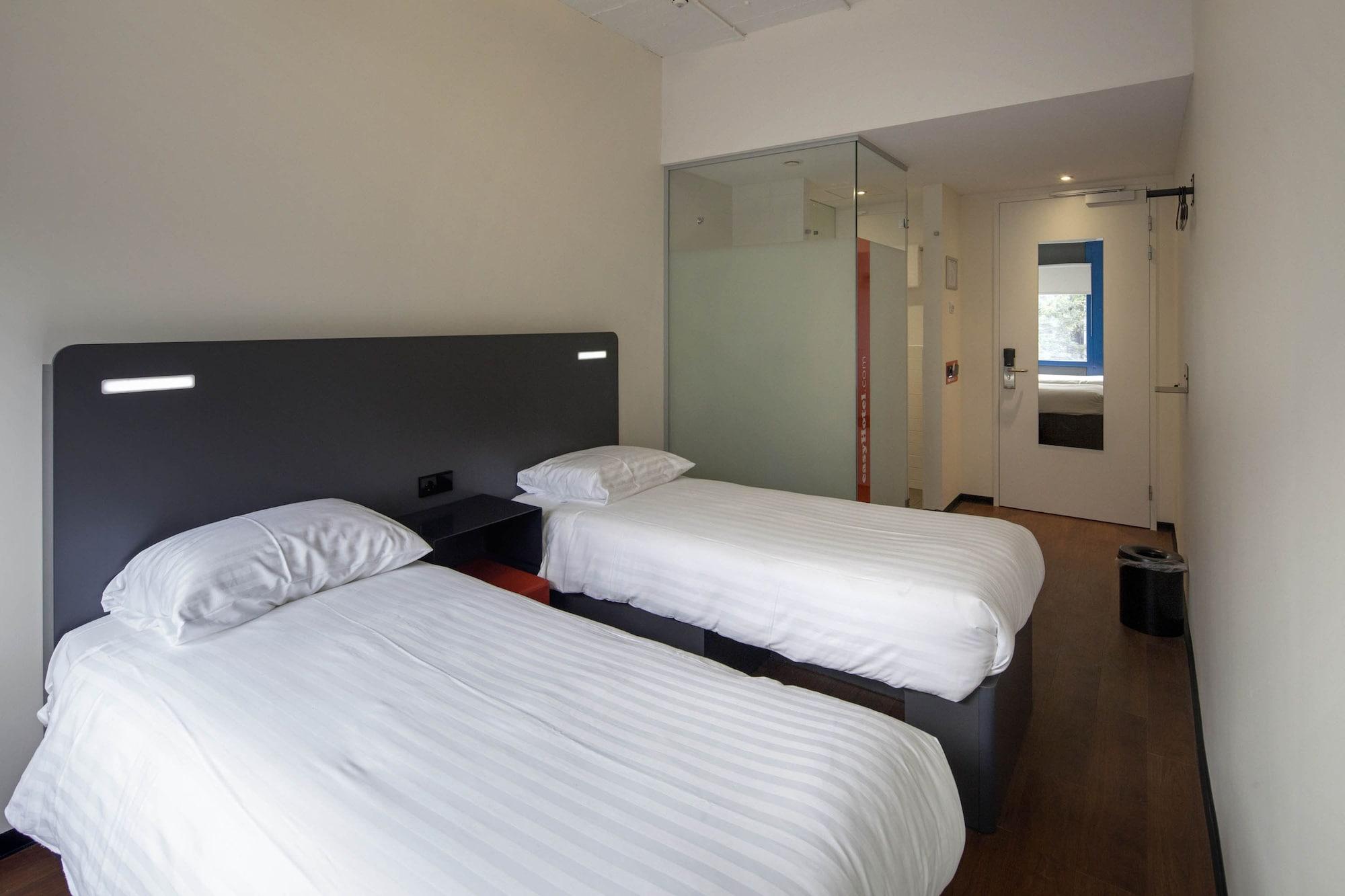 Easyhotel Rotterdam City Centre Εξωτερικό φωτογραφία