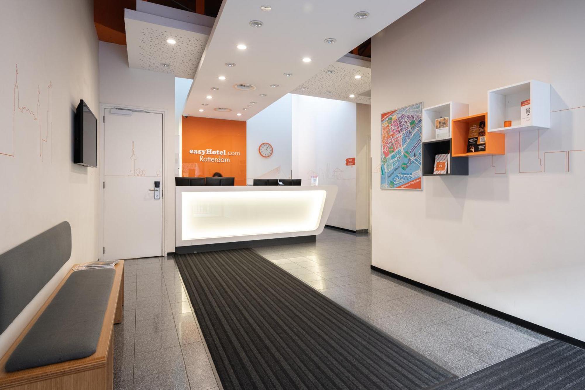 Easyhotel Rotterdam City Centre Εξωτερικό φωτογραφία