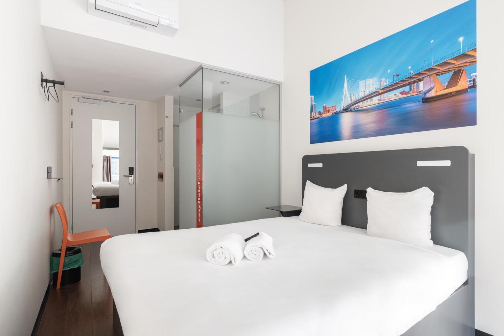 Easyhotel Rotterdam City Centre Εξωτερικό φωτογραφία