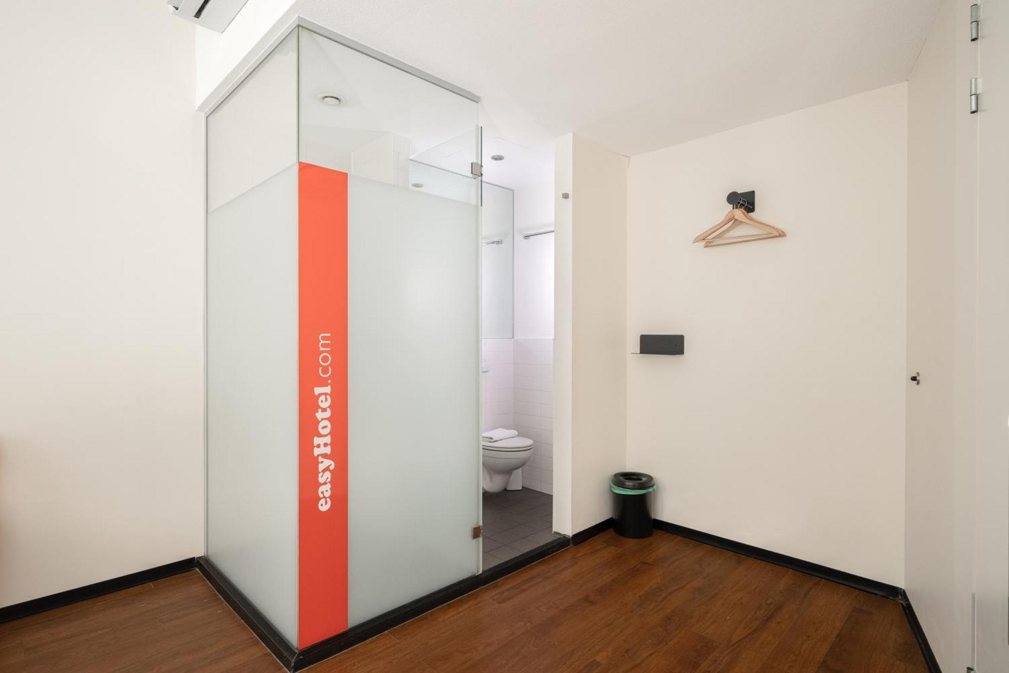 Easyhotel Rotterdam City Centre Εξωτερικό φωτογραφία