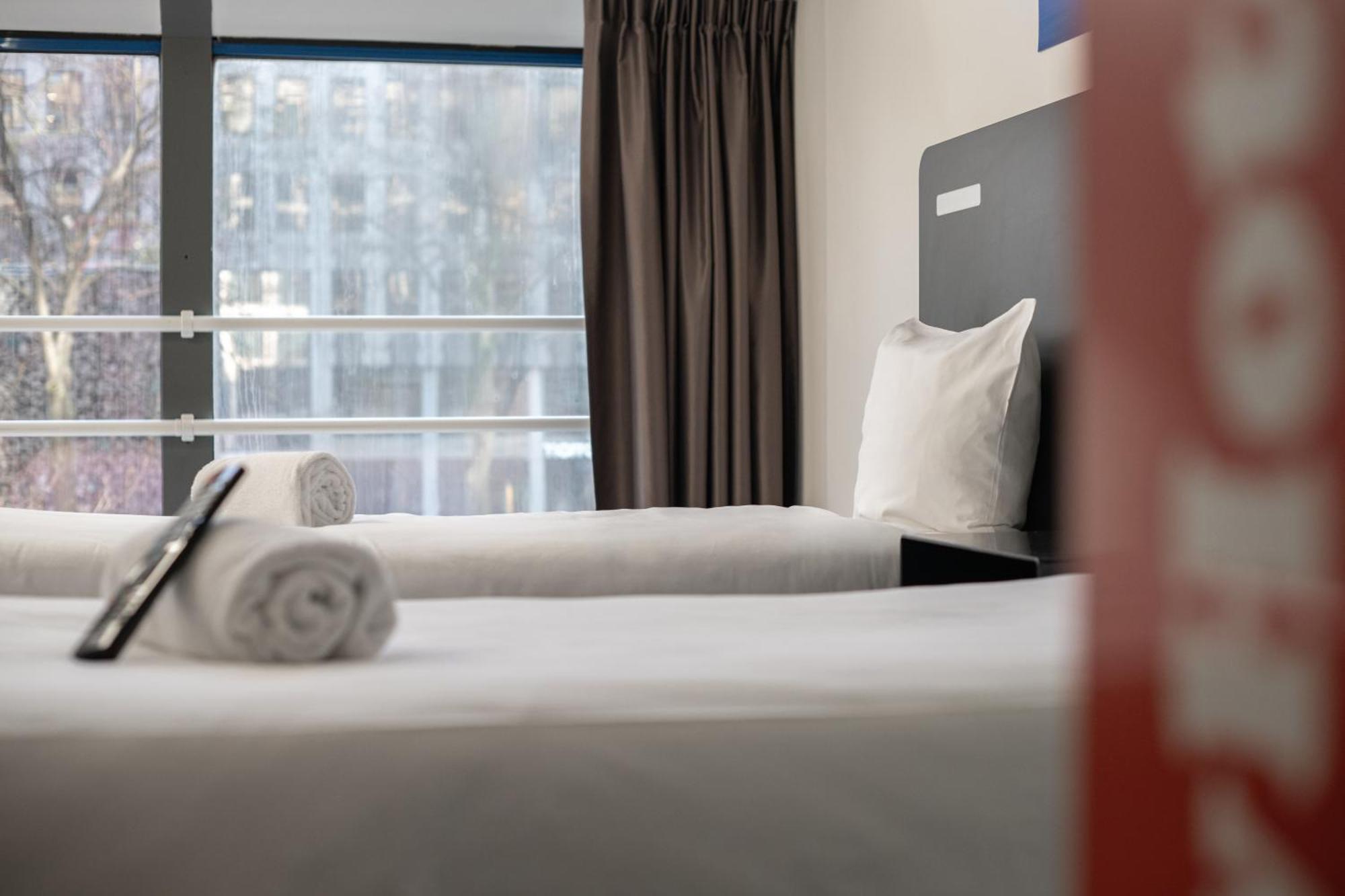 Easyhotel Rotterdam City Centre Εξωτερικό φωτογραφία